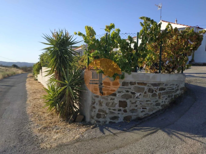 Moradia T3 para Venda em Azinhal Foto 4