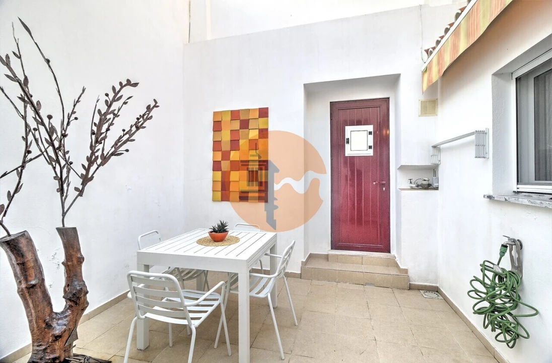 Moradia T2 para Venda em Vila Real de Santo Antonio Foto 1