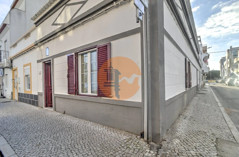 Moradia T2 para Venda em Vila Real de Santo Antonio Foto 26