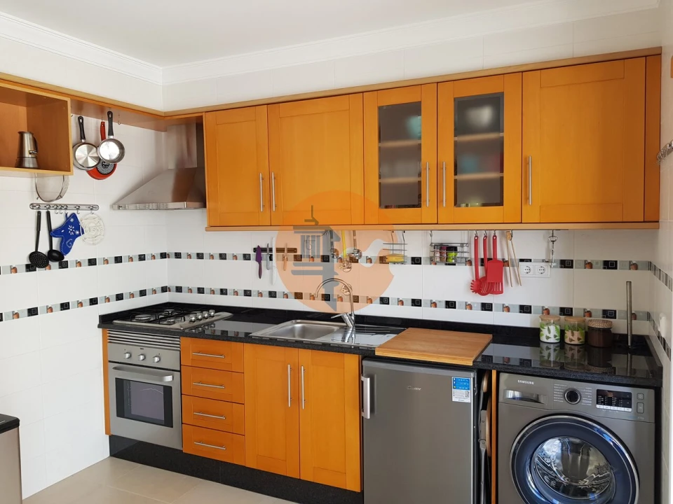Apartamento T0 para Venda em Vila Real de Santo Antonio Foto 2