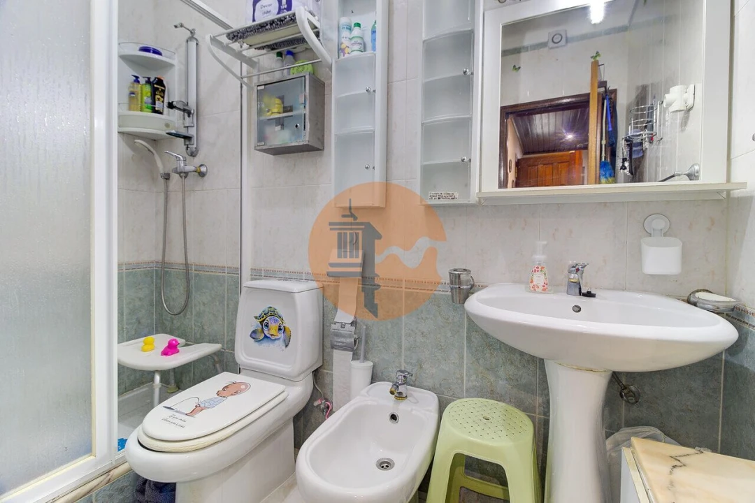 Apartamento T0 para Venda em Vila Real de Santo Antonio Foto 7