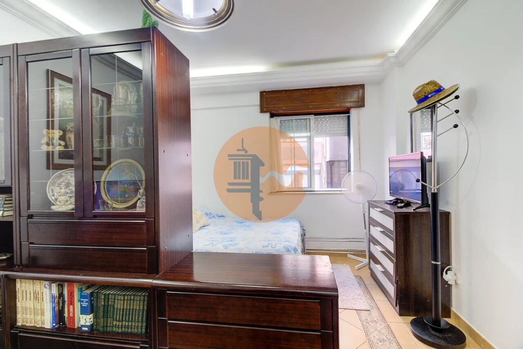 Apartamento T0 para Venda em Vila Real de Santo Antonio Foto 10