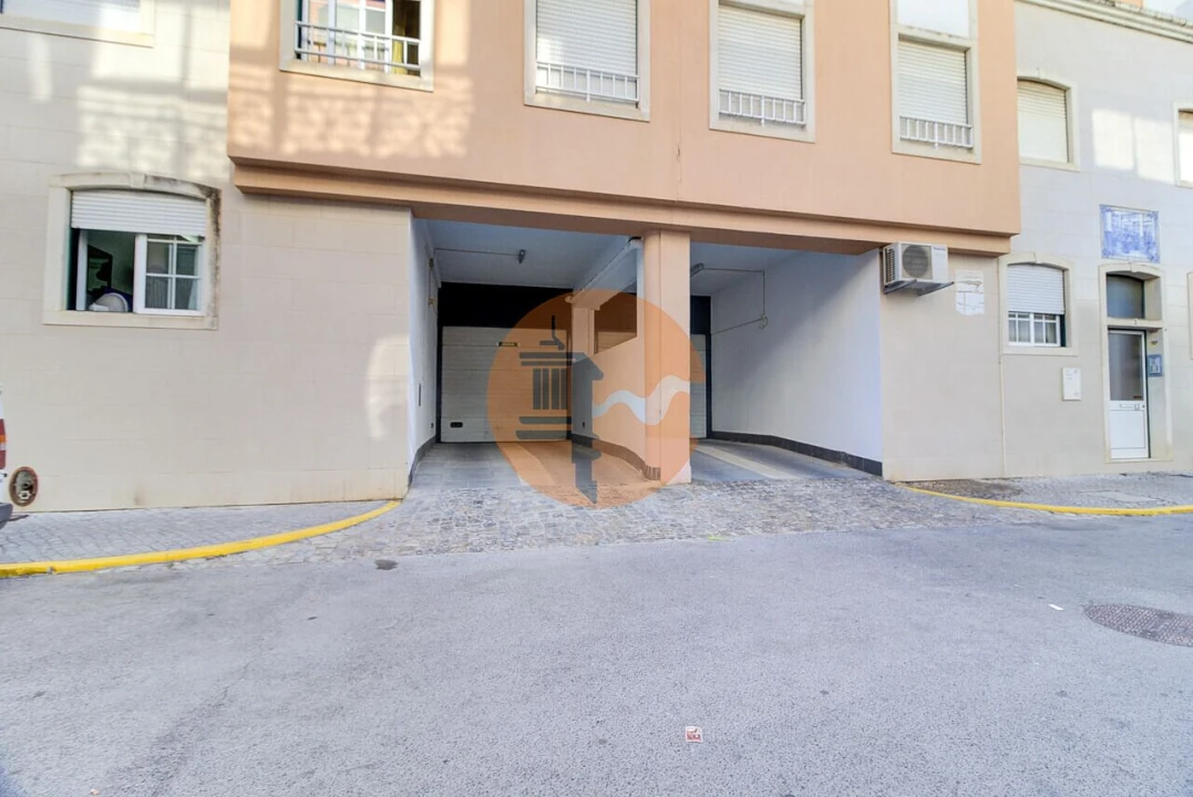 Apartamento T0 para Venda em Vila Real de Santo Antonio Foto 19