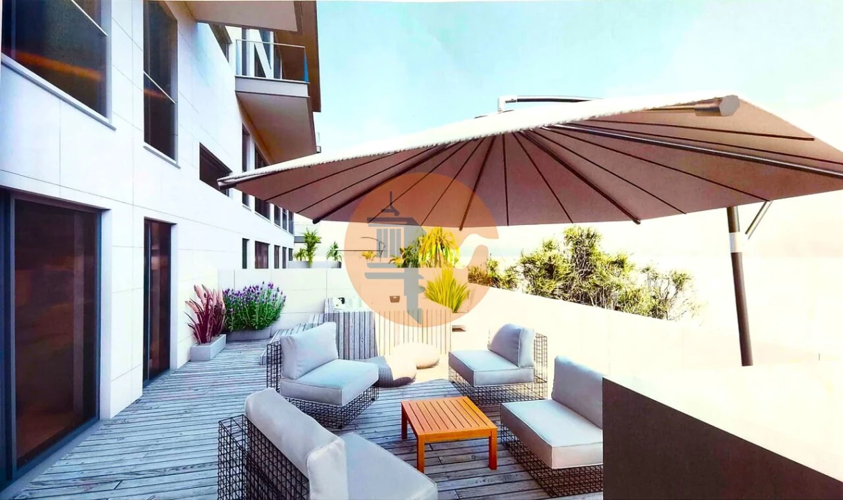 Terreno para Venda em Quelfes Foto 6