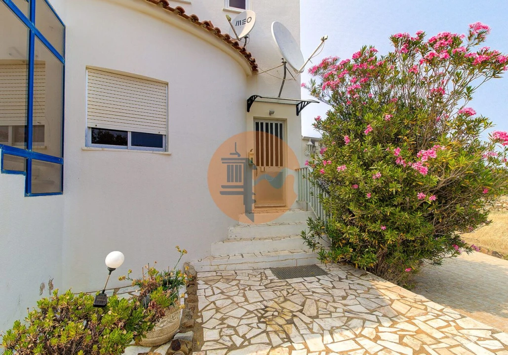 Moradia T6 para Venda em Vila Nova de Cacela Foto 7