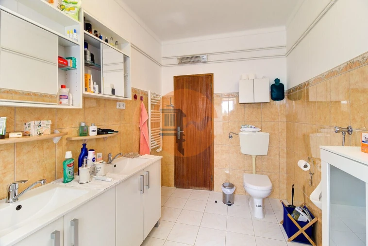 Moradia T6 para Venda em Vila Nova de Cacela Foto 20