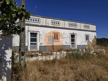 Moradia T4 para Venda em Castro Marim