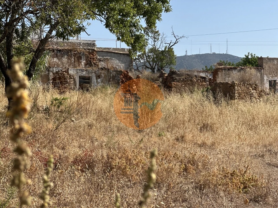 Terreno para Venda em Quelfes Foto 30