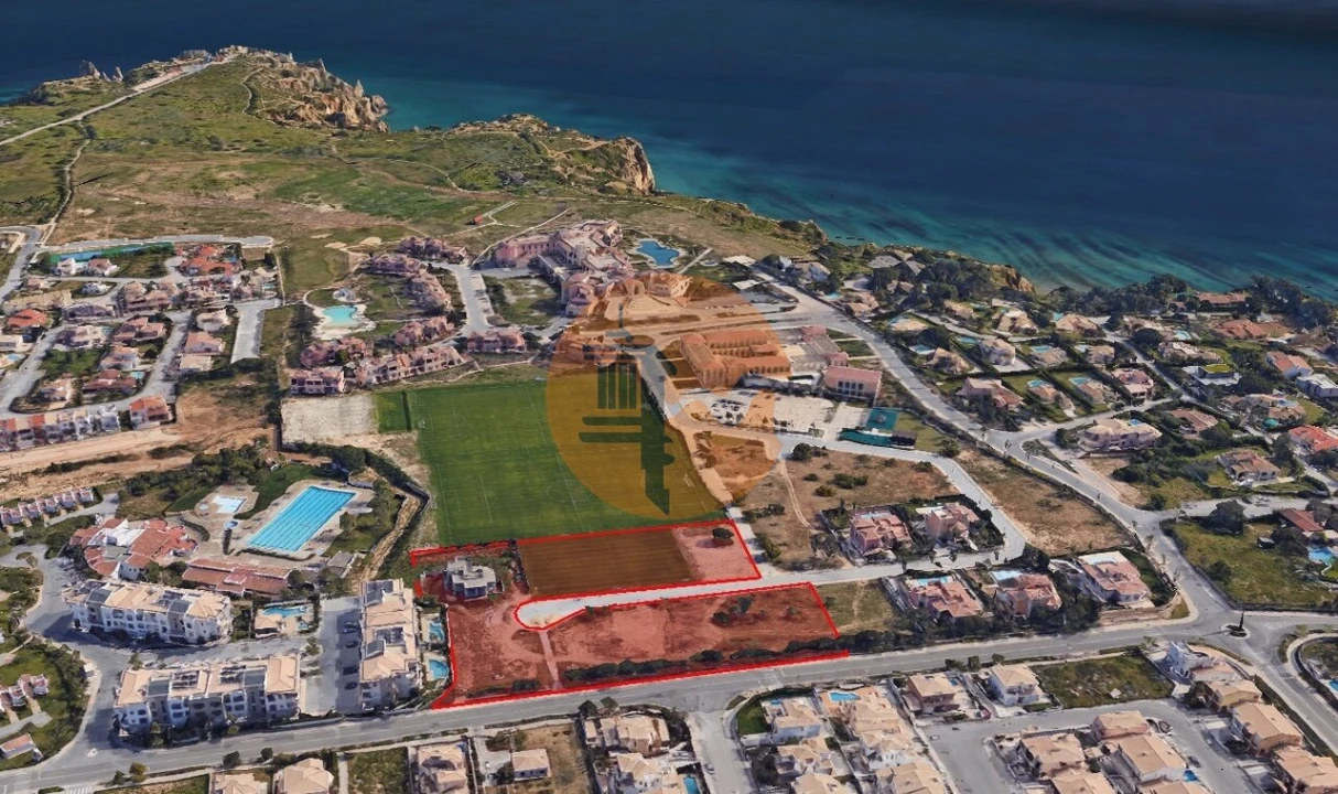 Terreno para Venda em Lagos (São Sebastião e Santa Maria) Foto 1
