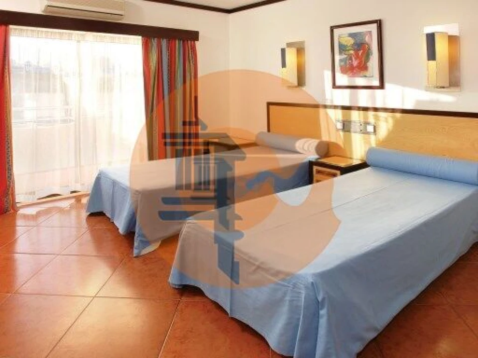 Apartamento T0 para Venda em Albufeira e Olhos de Água Foto 30