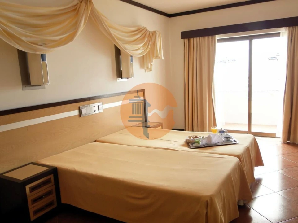 Apartamento T1 para Venda em Albufeira e Olhos de Água Foto 32