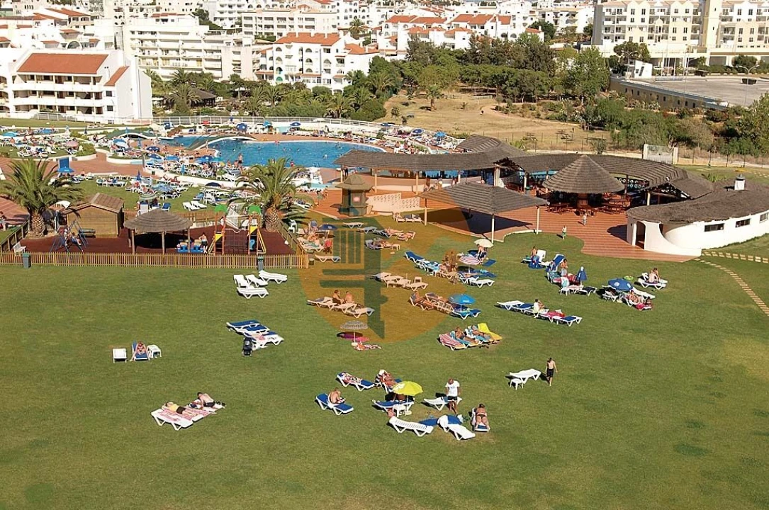 Apartamento T2 para Venda em Albufeira e Olhos de Água Foto 16