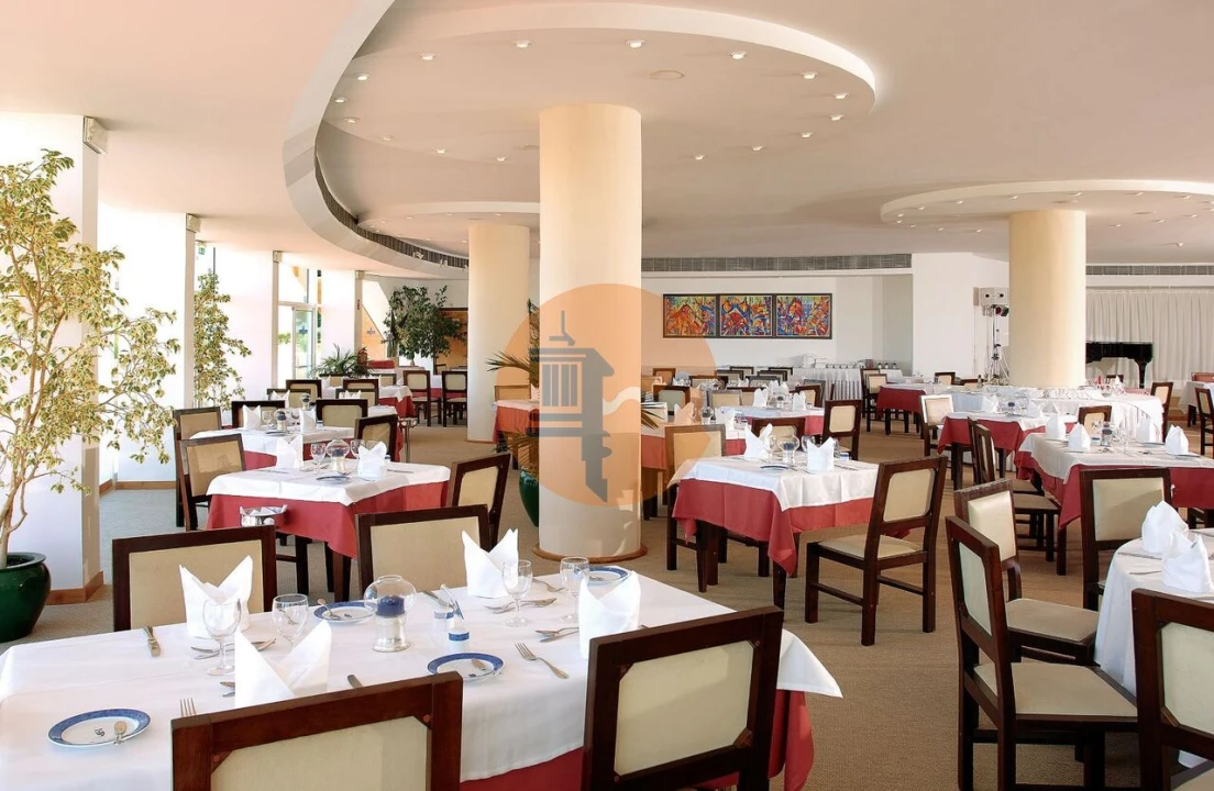 Apartamento T2 para Venda em Albufeira e Olhos de Água Foto 40