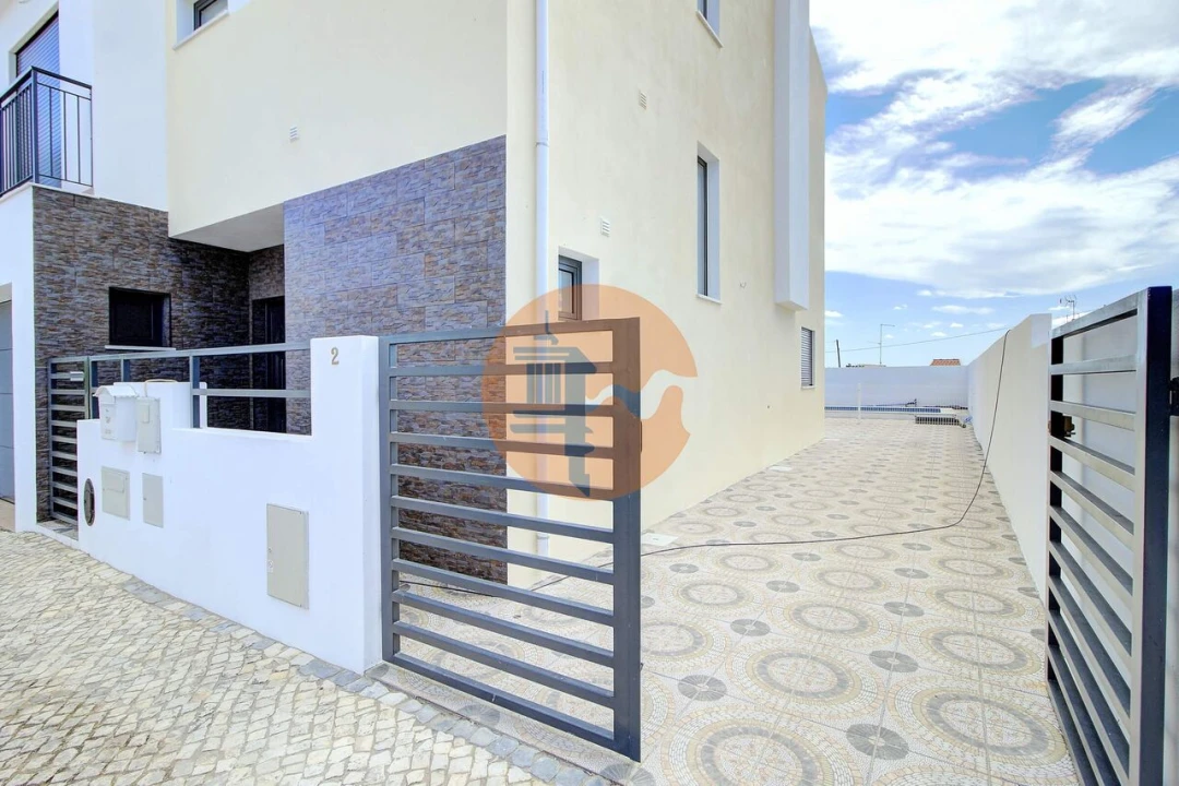 Moradia T3 para Venda em Vila Nova de Cacela Foto 8