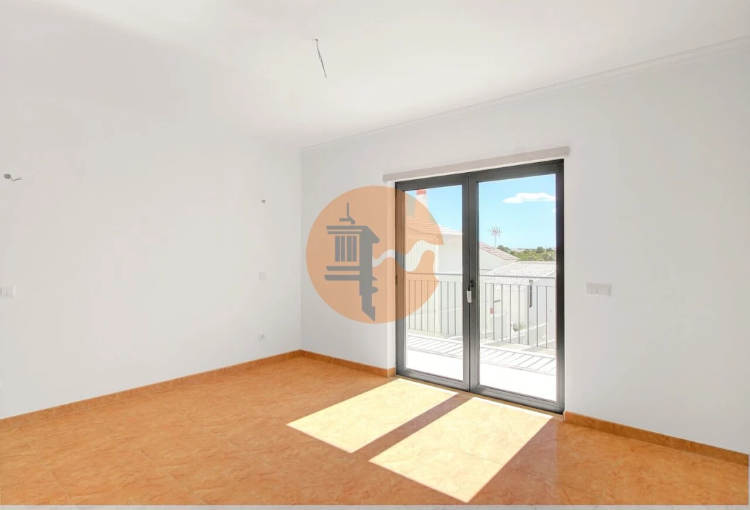 Moradia T3 para Venda em Vila Nova de Cacela Foto 14