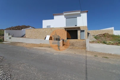 Moradia T3 para Venda em Castro Marim