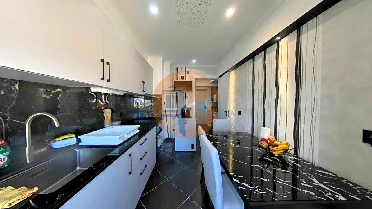 Apartamento T3 para Venda em Quelfes Foto 3