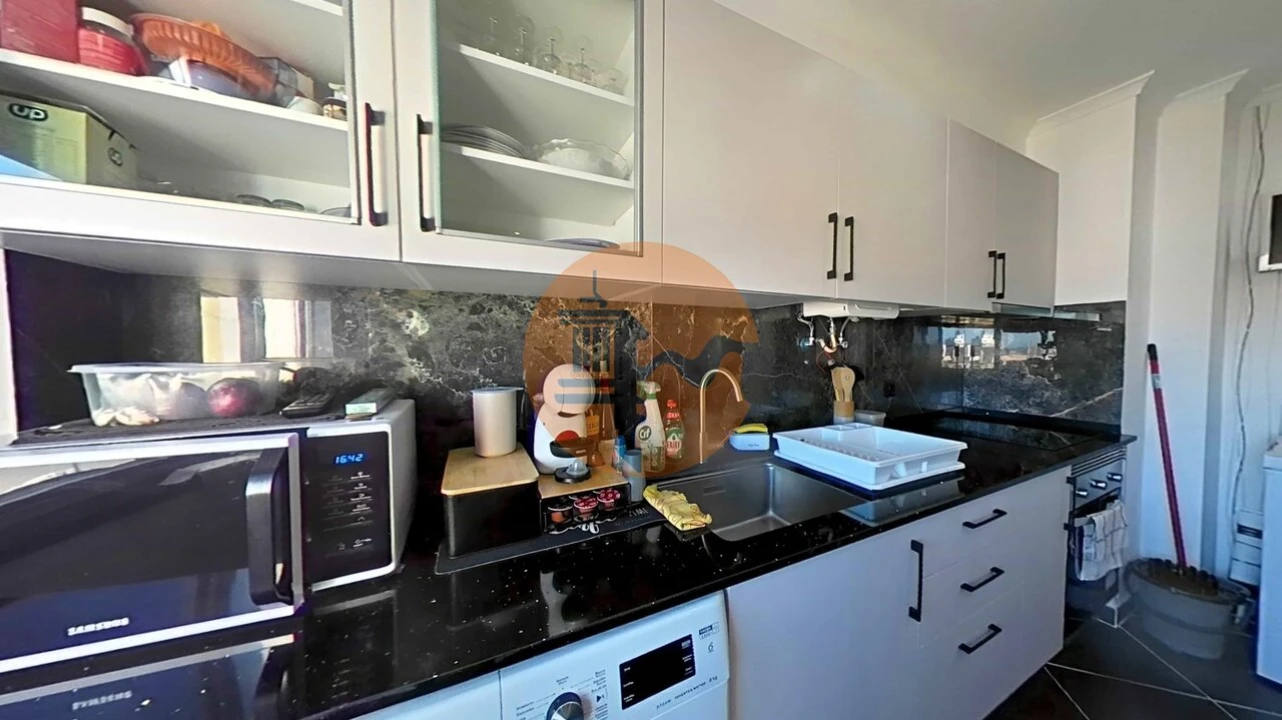 Apartamento T3 para Venda em Quelfes Foto 14
