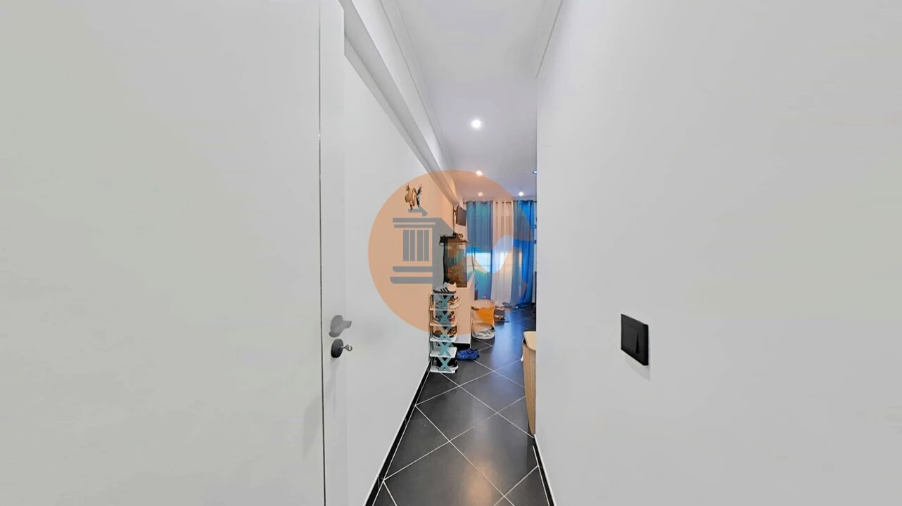 Apartamento T3 para Venda em Quelfes Foto 19