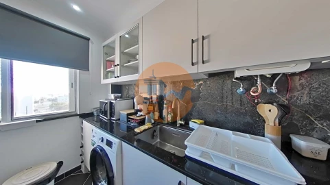 Apartamento T3 para Venda em Quelfes
