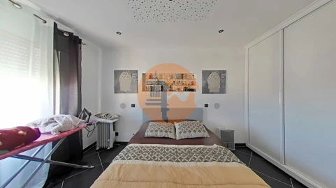 Apartamento T3 para Venda em Quelfes