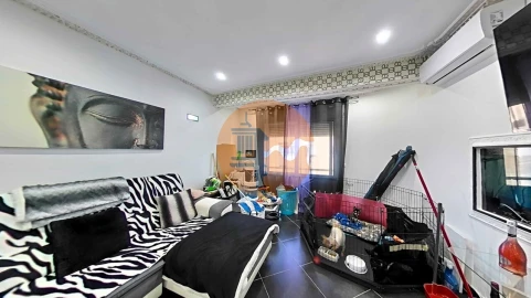 Apartamento T3 para Venda em Quelfes