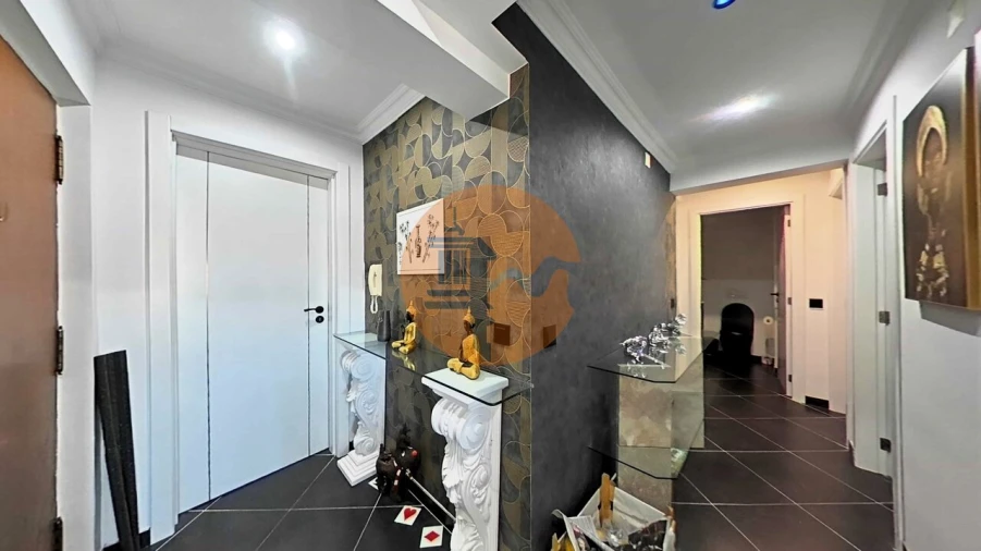 Apartamento T3 para Venda em Quelfes Foto 9