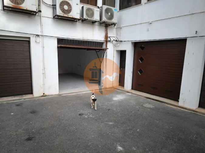 Garagem para Venda em Altura