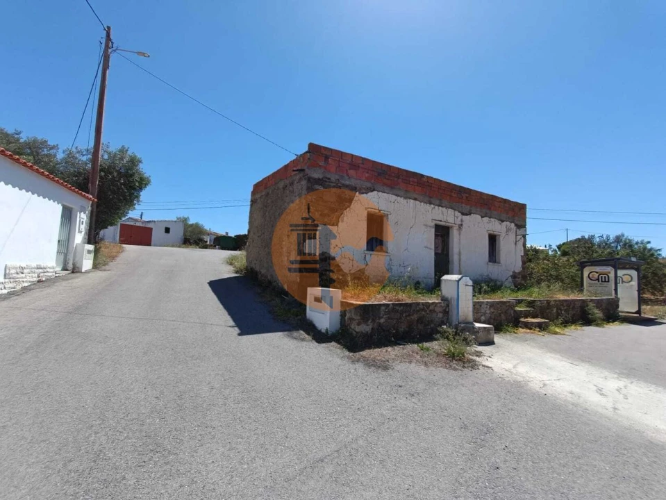 Moradia T2 para Venda em Azinhal Foto 1