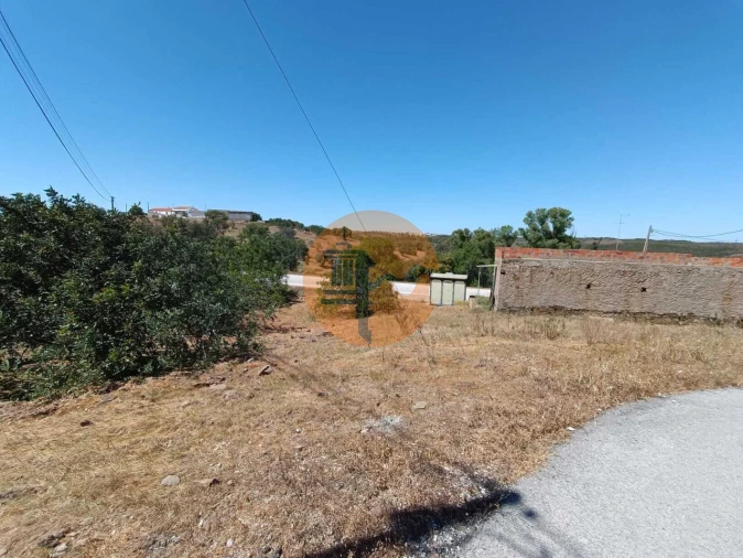 Moradia T2 para Venda em Azinhal Foto 8