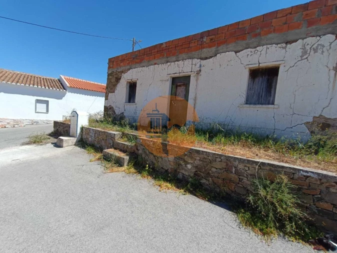 Moradia T2 para Venda em Azinhal Foto 19