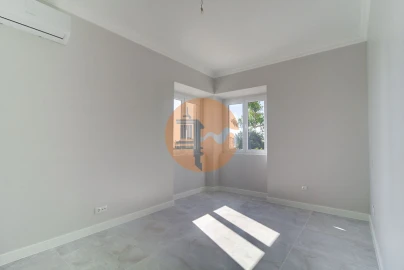 Moradia T6 para Venda em Vila Nova de Cacela