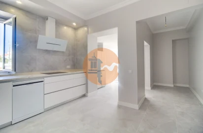 Moradia T6 para Venda em Vila Nova de Cacela