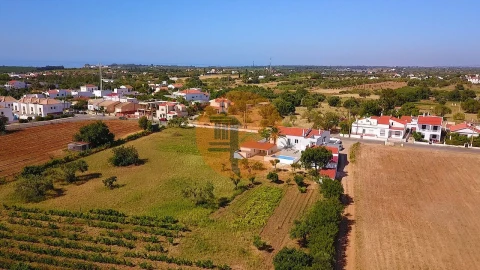 Moradia T6 para Venda em Vila Nova de Cacela