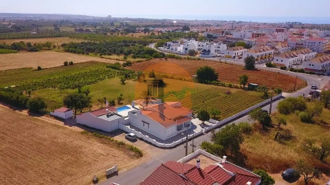 Moradia T6 para Venda em Vila Nova de Cacela