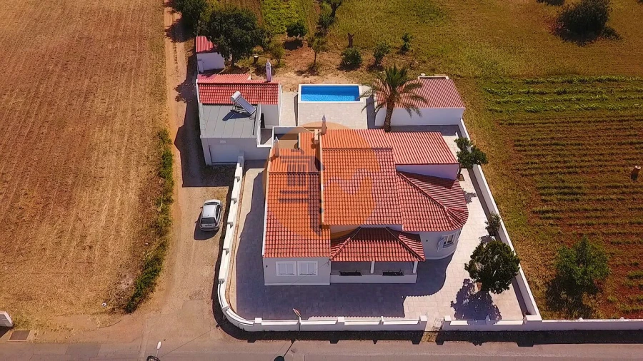 Moradia T6 para Venda em Vila Nova de Cacela Foto 46