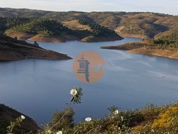 Terreno para Venda em Azinhal