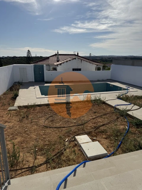 Moradia T4 para Venda em Castro Marim