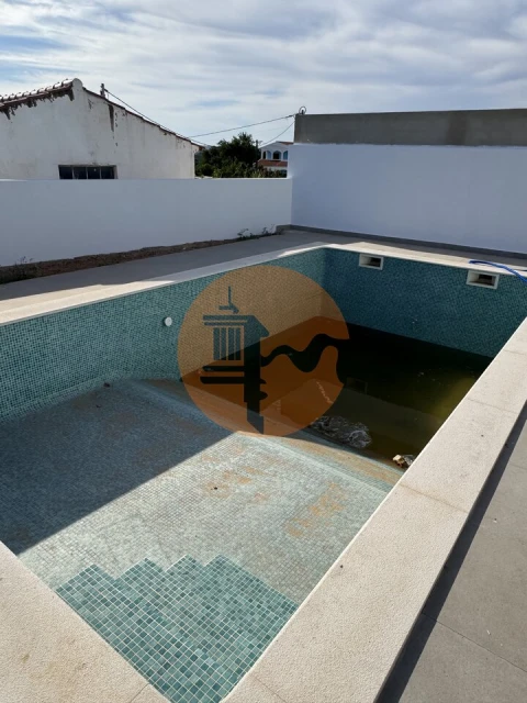 Moradia T4 para Venda em Castro Marim