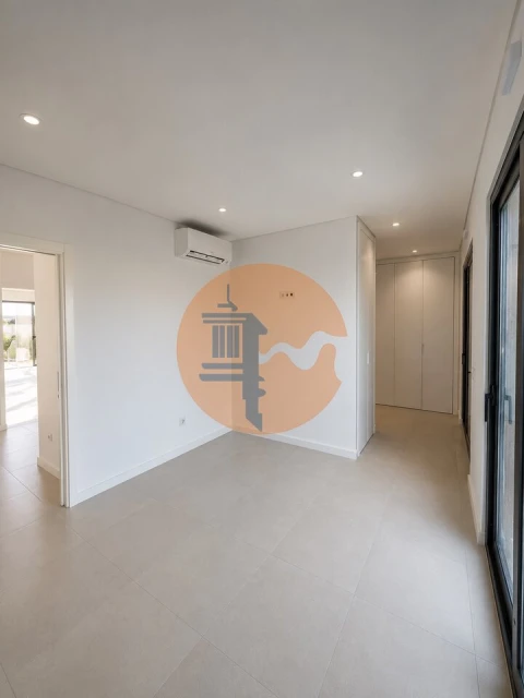 Moradia T4 para Venda em Castro Marim