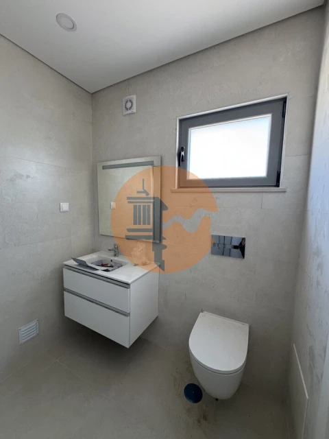 Moradia T4 para Venda em Castro Marim