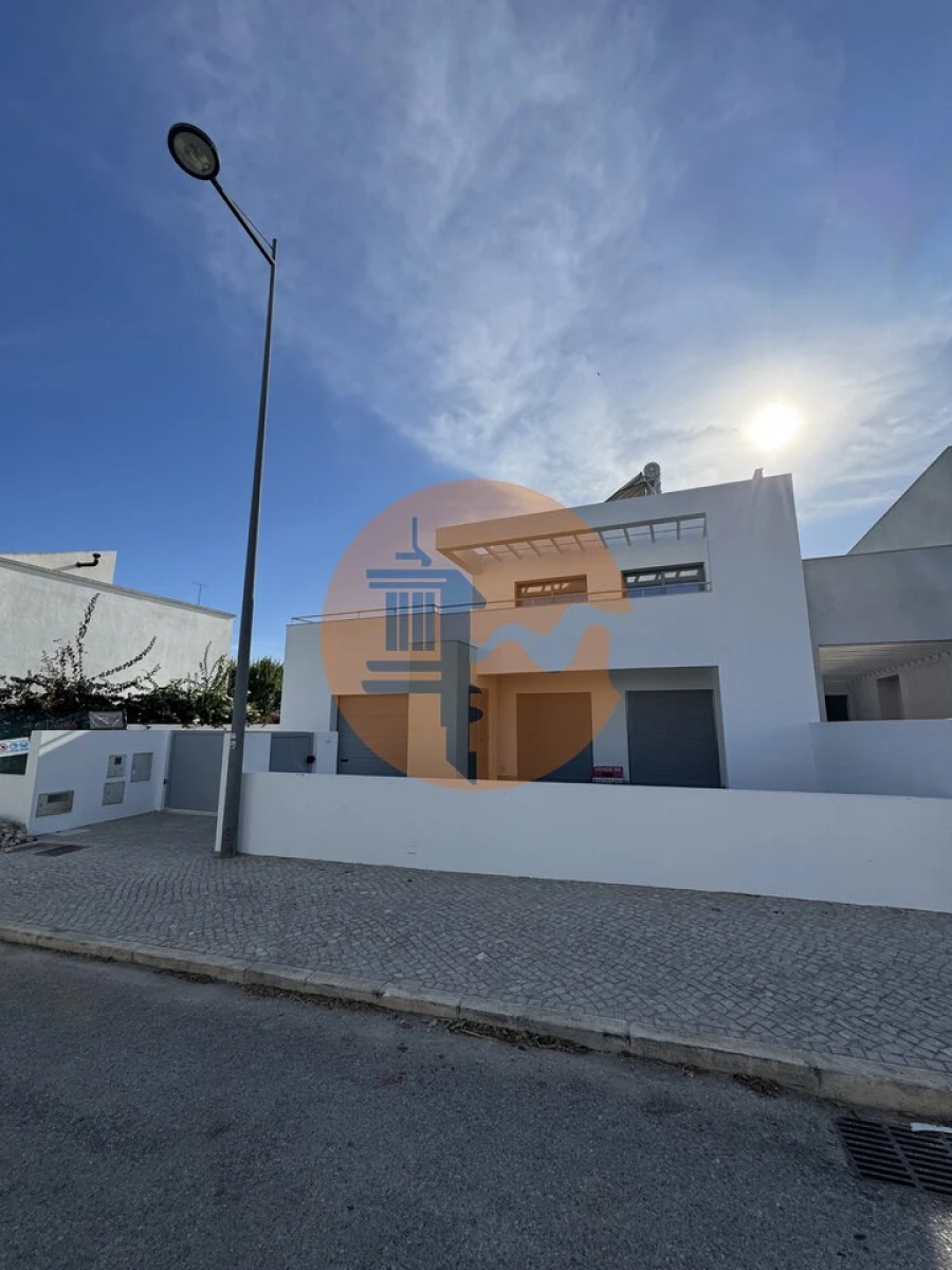 Moradia T4 para Venda em Castro Marim Foto 48