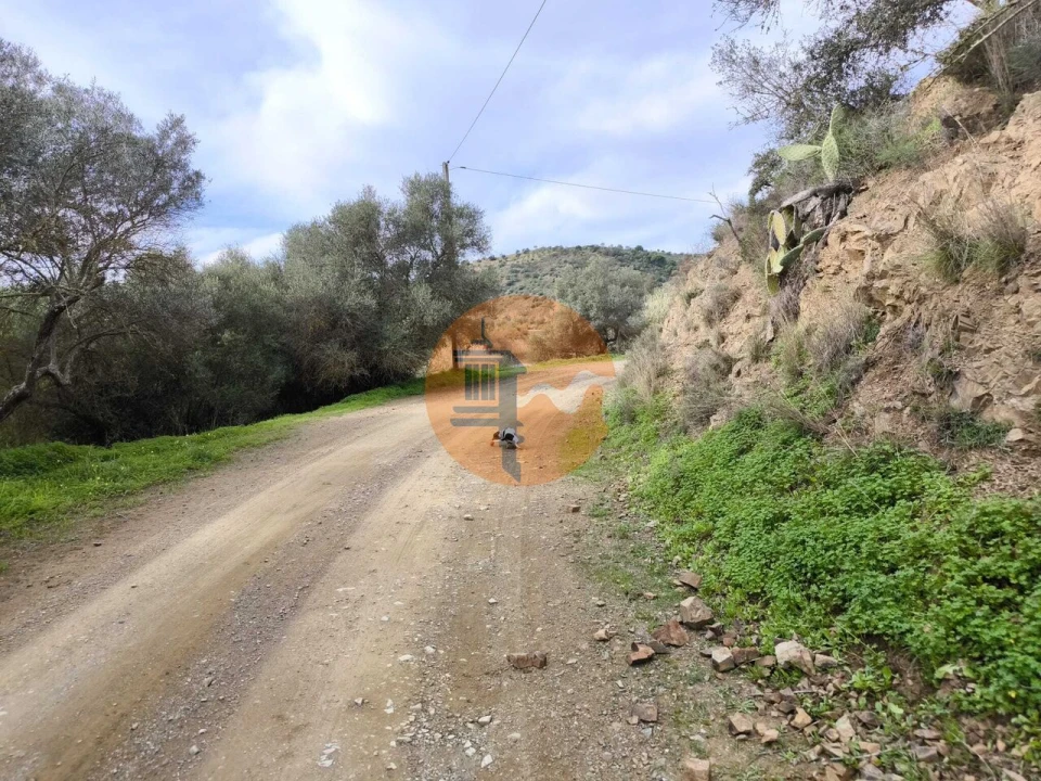 Terreno para Venda em Odeleite Foto 6