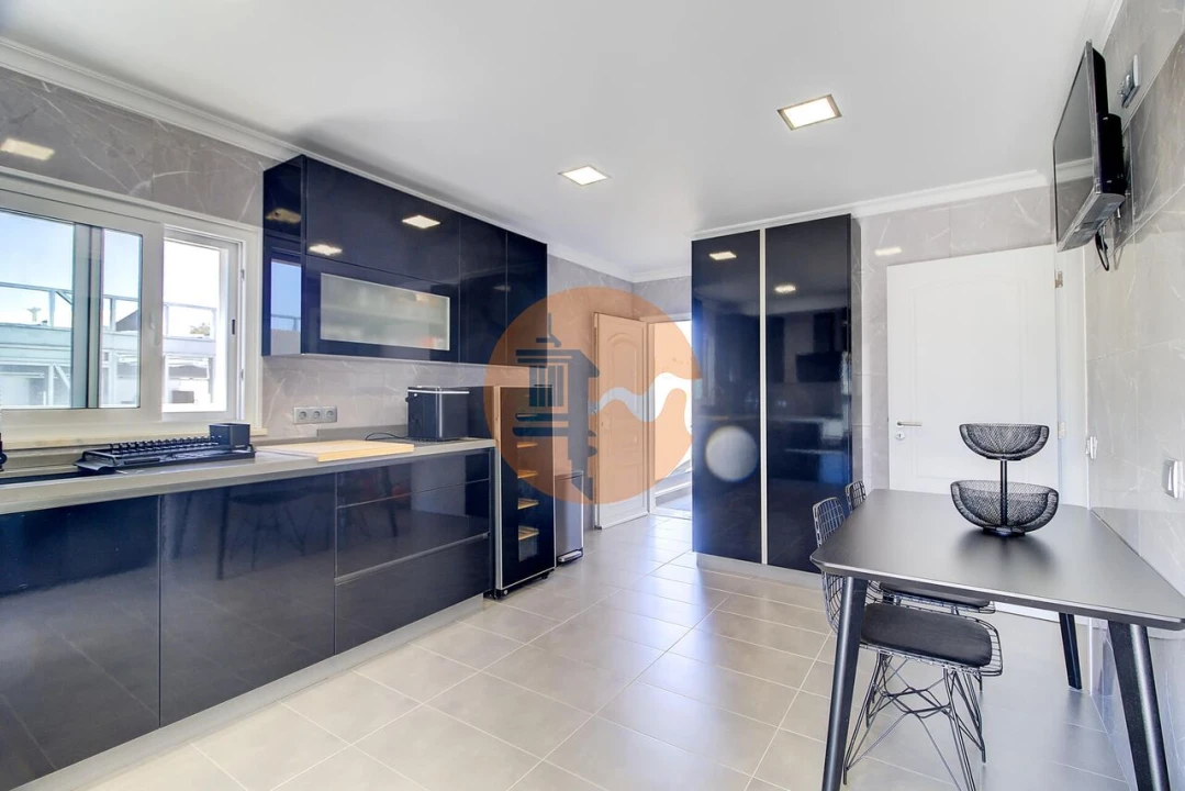 Moradia T4 para Venda em Castro Marim Foto 14