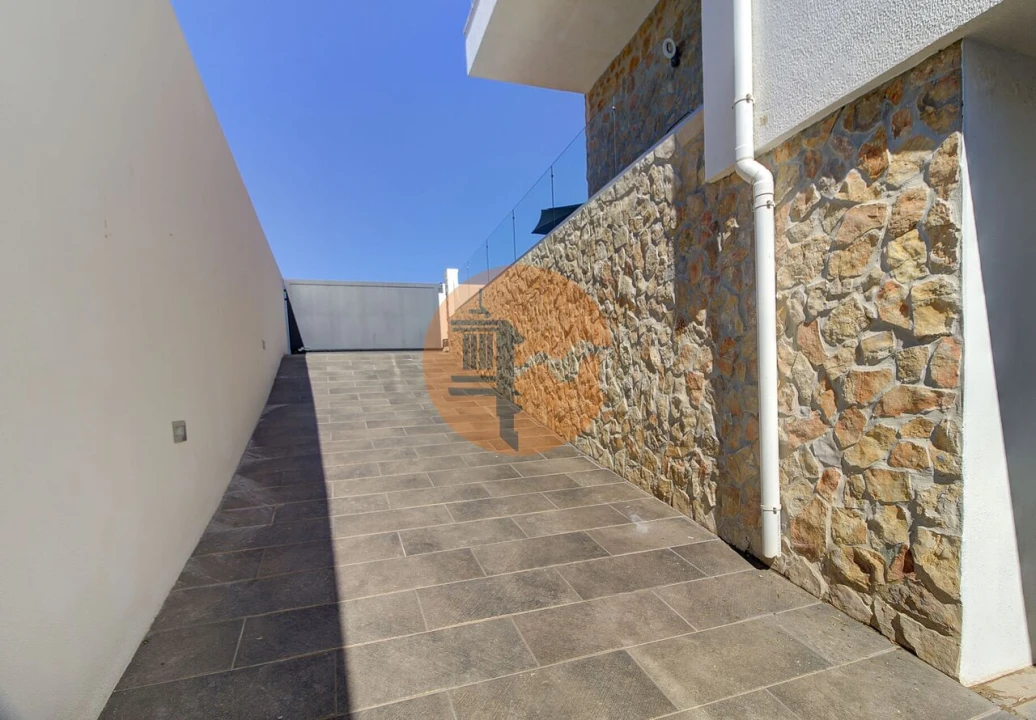 Moradia T4 para Venda em Castro Marim Foto 46