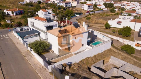 Moradia T4 para Venda em Castro Marim
