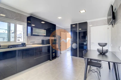 Moradia T4 para Venda em Castro Marim