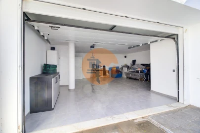 Moradia T4 para Venda em Castro Marim