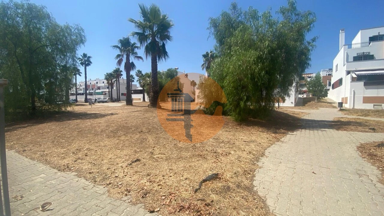 Terreno para Venda em Olhão Foto 2