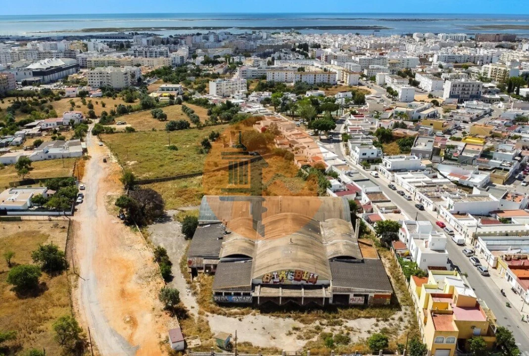 Terreno para Venda em Quelfes Foto 8